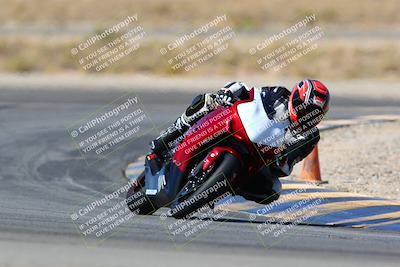 media/Mar-12-2022-SoCal Trackdays (Sat) [[152081554b]]/Turn 11 (1035am)/